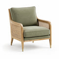 Poltrona in legno con rivestimento in lino verde e dettagli in rattan